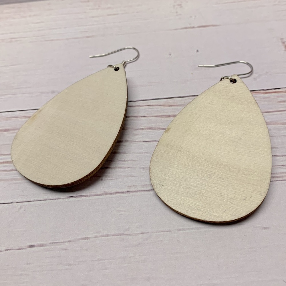 Southwestern Style Mixed Media Drop Earrings - Picture 6 of 8